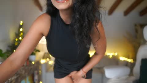 Andrea  online show from 12/14/24, 07:14