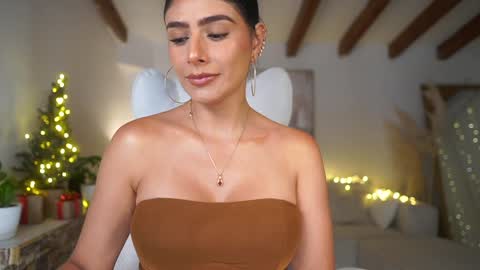 Andrea  online show from 12/19/24, 06:34