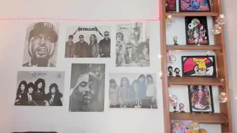 Emily online show from 09/08/25, 08:30