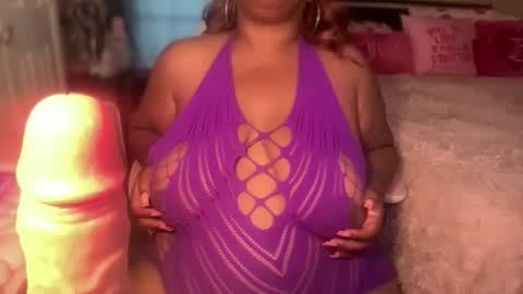 Snapshot of meetsouthernpeach chatting on 05/24/26, 11:43 Southern Peach online show from 05/24/26, 11:43