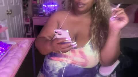Snapshot of meetsouthernpeach chatting on 07/23/26, 11:57 Southern Peach online show from 07/23/26, 11:57