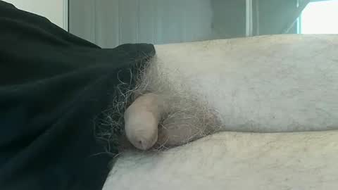 meforu21 online show from 12/14/24, 01:16