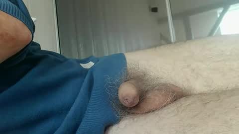 meforu21 online show from 09/18/25, 01:24