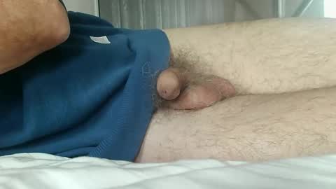 meforu21 online show from 10/06/25, 08:34