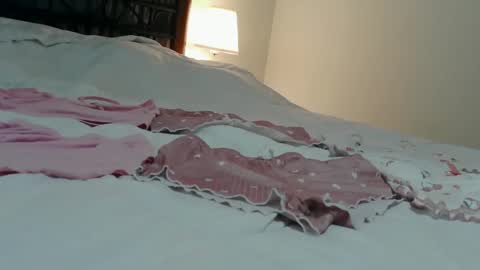 megadon1990 online show from 12/16/25, 01:43