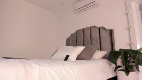 megan online show from 03/03/25, 01:31