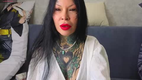 Helena Tuman online show from 05/23/26, 06:07