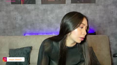 Snapshot of megan_bluee_ chatting on 03/09/26, 03:16 Megan Bluee online show from 03/09/26, 03:16