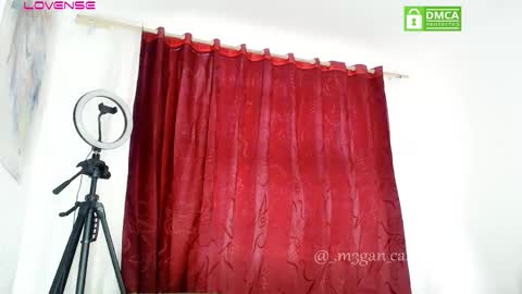 megan_cat online show from 11/10/25, 07:13