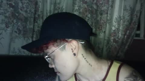 Megan and sophi online show from 01/03/25, 09:04