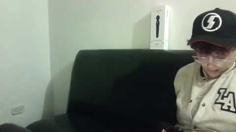 Megan and sophi online show from 02/08/25, 07:59