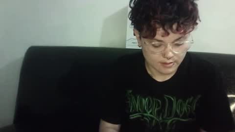 Megan and sophi online show from 02/28/25, 06:43