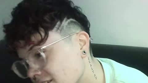 Megan and sophi online show from 03/09/25, 03:54