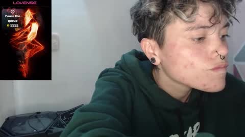 Megan and sophi online show from 10/16/25, 12:11