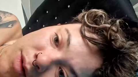 Megan and sophi online show from 10/21/25, 11:22