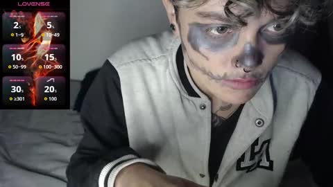 Megan and sophi online show from 10/21/25, 11:27