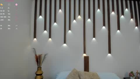 MEGAN COOPER online show from 09/17/25, 07:15