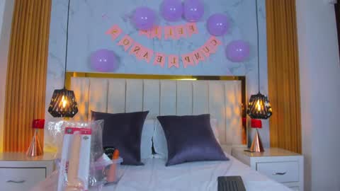 Carolina Paez online show from 02/04/25, 08:49