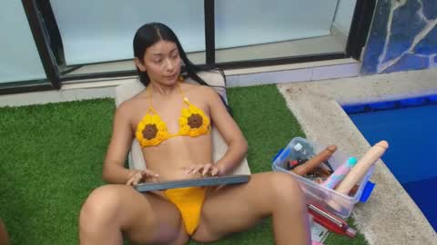 Carolina Paez online show from 02/21/25, 09:22