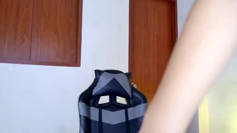 Carolina Paez online show from 04/28/26, 12:21