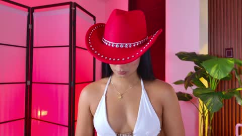 Carolina Paez online show from 05/12/26, 12:24