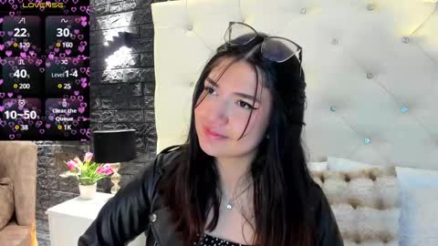     online show from 01/25/25, 11:44