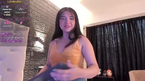     online show from 02/27/25, 11:41