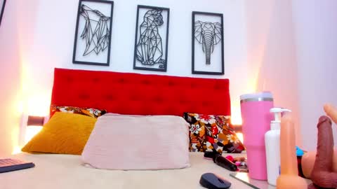 Megan online show from 02/15/25, 09:16