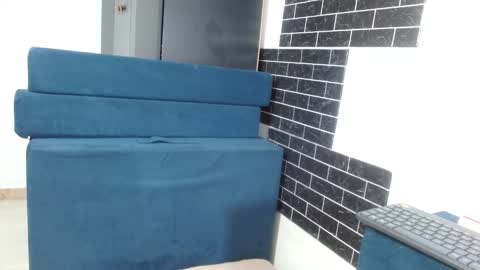 Snapshot of megan_greyxx chatting on 05/06/26, 11:37 megan_greyxx online show from 05/06/26, 11:37