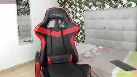 megan online show from 09/17/25, 04:52