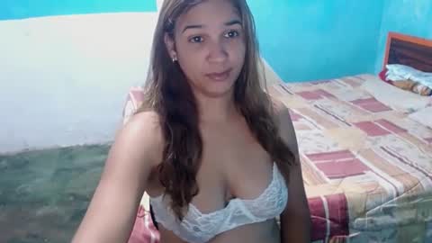 Snapshot of megan_little_ chatting on 12/14/24, 06:09 amanda online show from 12/14/24, 06:09