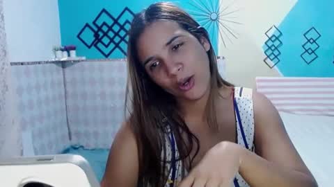 Snapshot of megan_little_ chatting on 02/04/25, 10:45 amanda online show from 02/04/25, 10:45