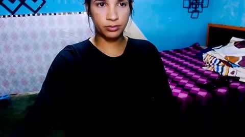 Snapshot of megan_little_ chatting on 09/30/25, 09:31 amanda online show from 09/30/25, 09:31