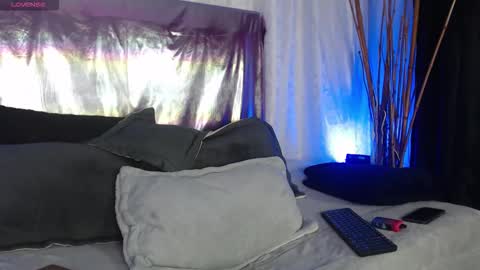 Snapshot of megan_lr chatting on 09/30/25, 02:16 Valentina online show from 09/30/25, 02:16