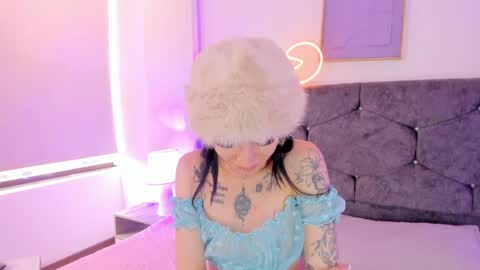 Snapshot of megan_morphy chatting on 04/08/26, 02:17 megan_morphy online show from 04/08/26, 02:17