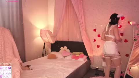 Megan Nelson online show from 08/05/26, 11:24