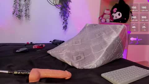 Snapshot of megan_nt chatting on 01/11/26, 01:32 Megan online show from 01/11/26, 01:32