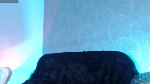 Snapshot of megan_queen12 chatting on 06/05/26, 05:25 megan_queen12 online show from 06/05/26, 05:25