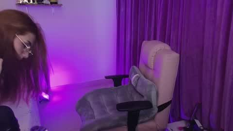 Snapshot of megan_ricci chatting on 01/14/25, 10:55 Laura online show from 01/14/25, 10:55