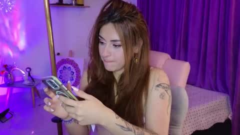 Snapshot of megan_ricci chatting on 03/21/26, 11:30 Laura online show from 03/21/26, 11:30