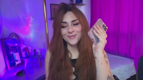 Snapshot of megan_ricci chatting on 04/16/26, 09:50 Laura online show from 04/16/26, 09:50