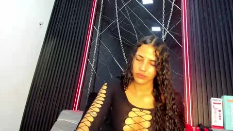 Snapshot of megan_siner chatting on 05/12/26, 12:35 Megan Siner online show from 05/12/26, 12:35