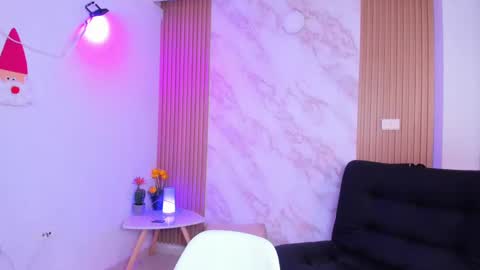 Snapshot of megan_star73 chatting on 02/23/25, 02:46 Megan online show from 02/23/25, 02:46