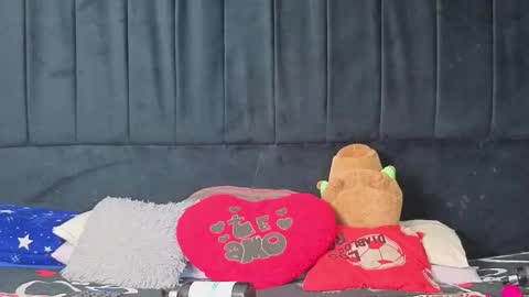 Snapshot of megan_stathan chatting on 11/07/25, 09:48 Megan online show from 11/07/25, 09:48