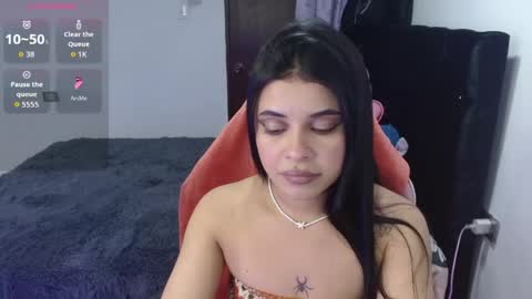 Carolina online show from 05/08/26, 03:56