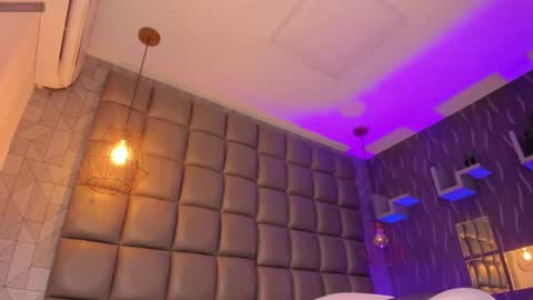 Megan online show from 09/28/25, 10:53