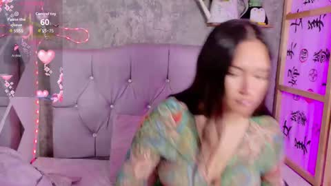 Megan online show from 10/17/25, 01:25