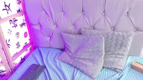 Megan online show from 11/24/25, 03:01