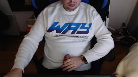 Snapshot of meganace chatting on 12/23/24, 06:16 meganace online show from 12/23/24, 06:16