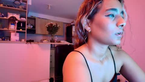 Snapshot of meganadriels96 chatting on 02/13/26, 03:02 M E G A N online show from 02/13/26, 03:02